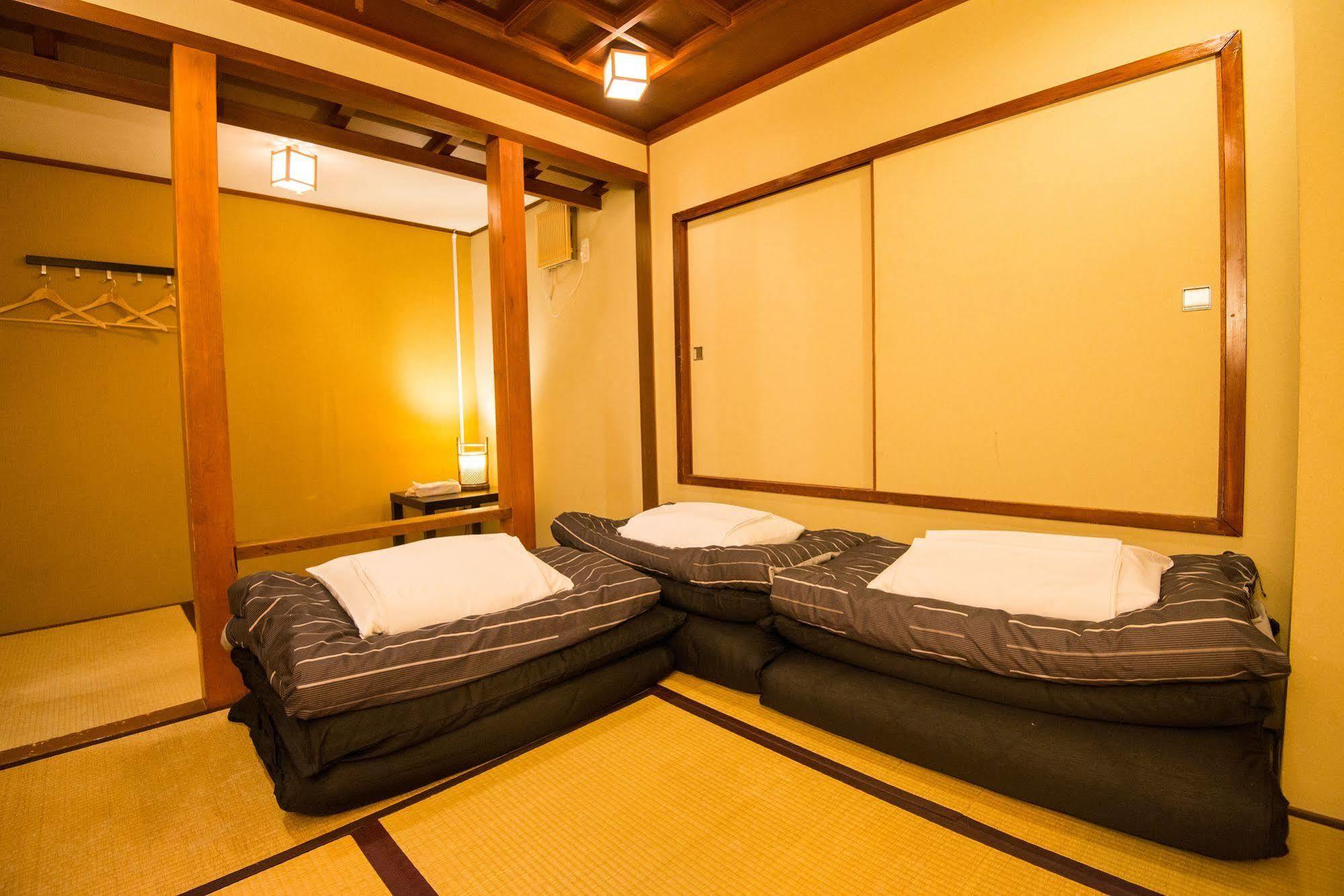 Khaosan Tokyo Kabuki Hostel Exterior photo